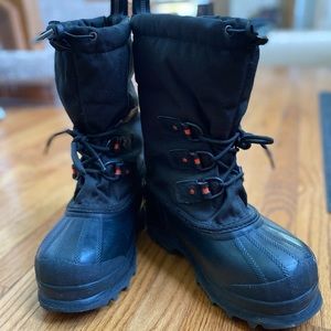 Sorel Kid’s Winter Boots Size Youth 4